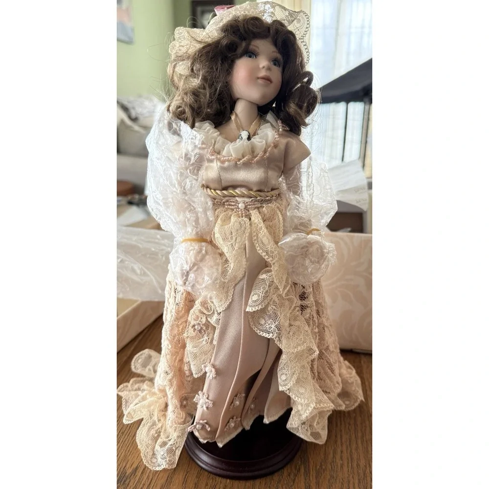 Vintage Antique bisque Doll Limoges‎ Carat Marie 289/2400 Limited Edition New
